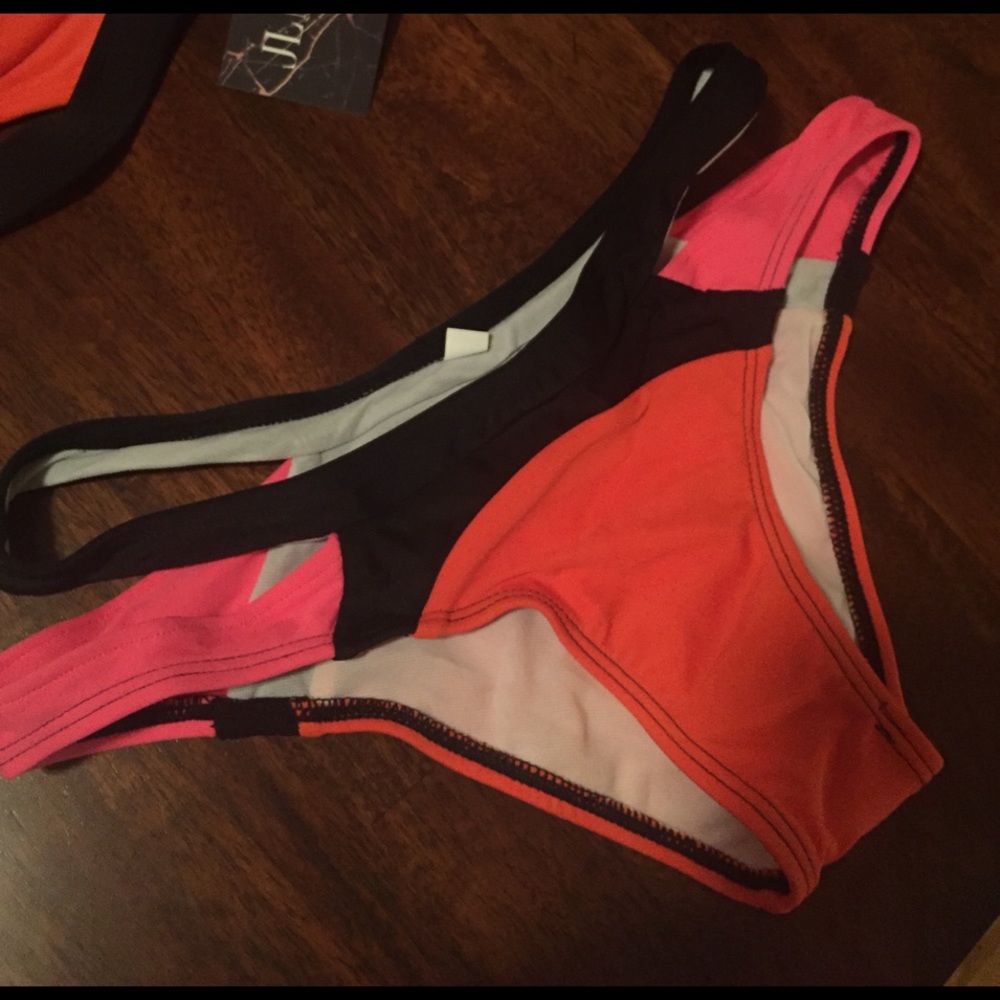 SMALL LEFT • Black, Pink & Orange Strappy Bikini • - Picture 6 of 8