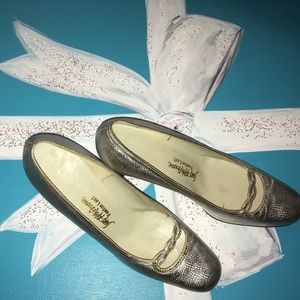 Vintage Silver Heels Saks Fifth Avenue Size 6