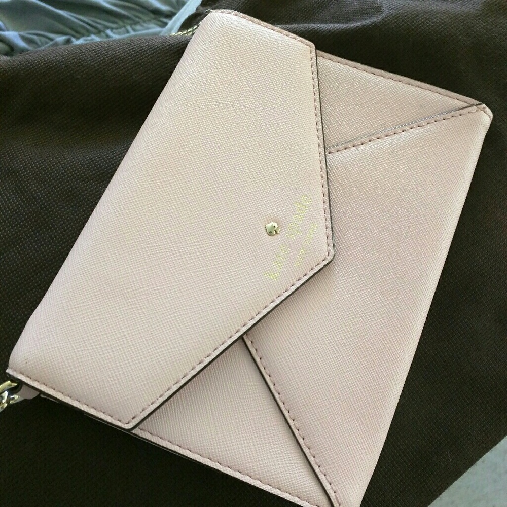 Pink Envelope Crossbody - Picture 4 of 8