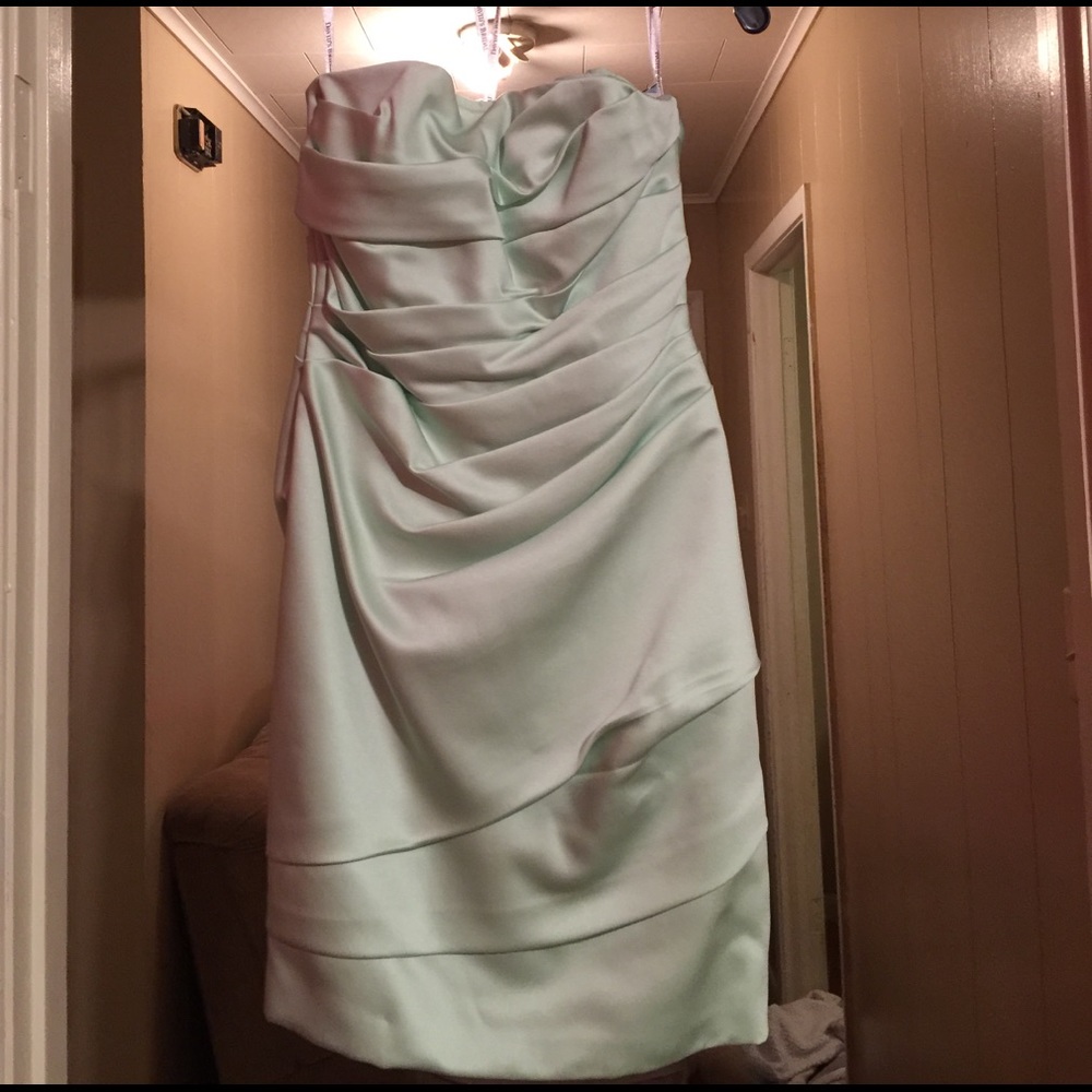 Cocktail / bridesmaid wedding David Bridal