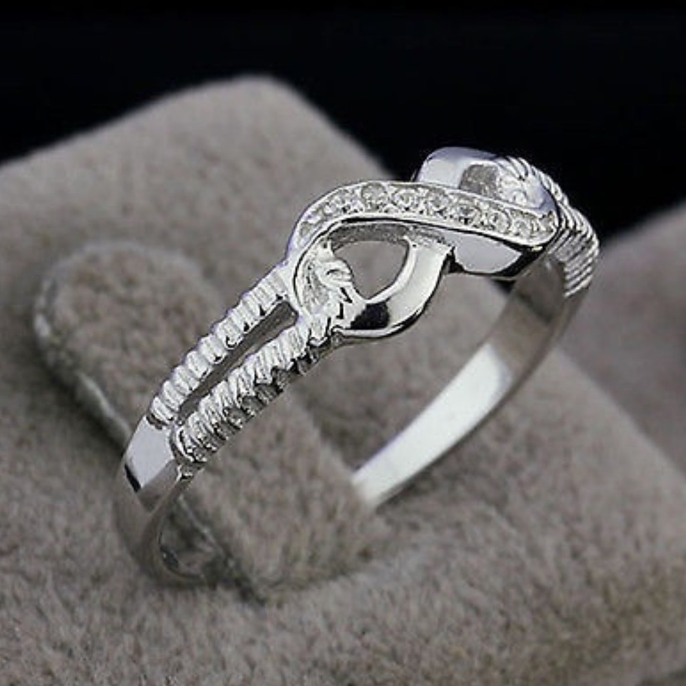 925 Silver Crystal Infinity Heart Ring - Picture 3 of 4