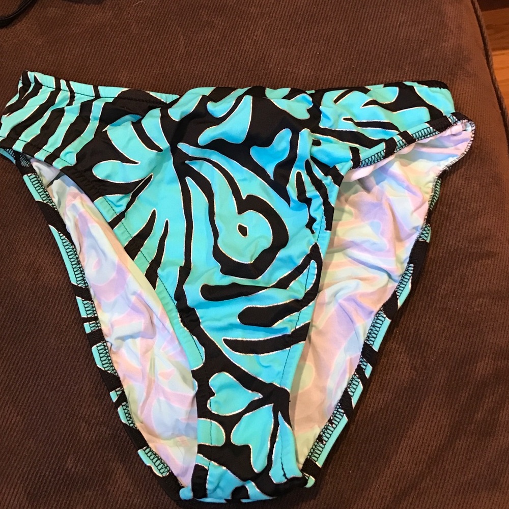 High leg high waist bikini bottom