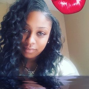 Meet your Posher, Latoya