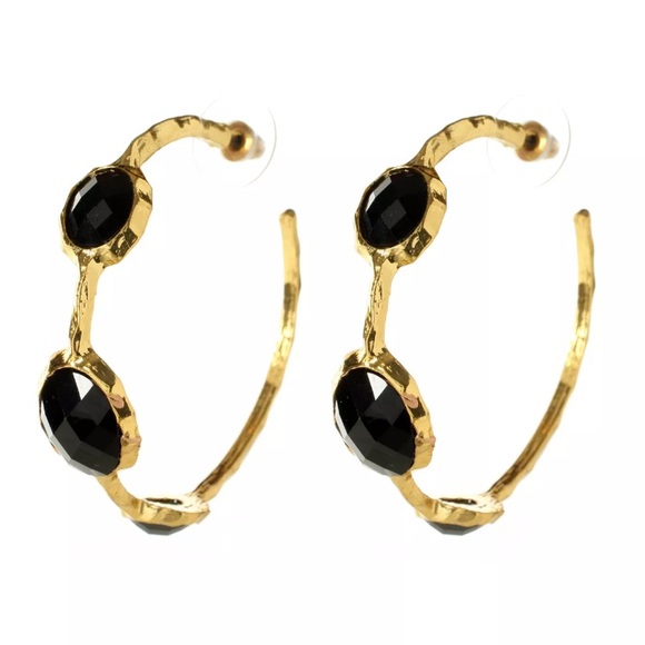 Amrita Singh Jewelry - BNWT Cleopatra Hoop Earrings