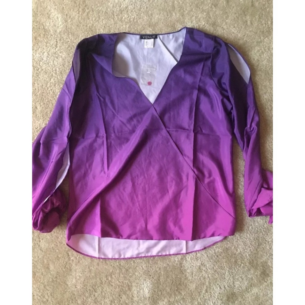 🆕♥️ Venus Ombré Shirt