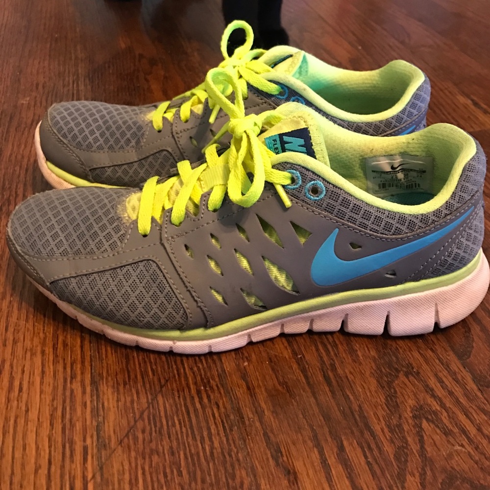 Nike Flex 2013 Run tennis shoes