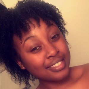 Meet your Posher, Ronneshia