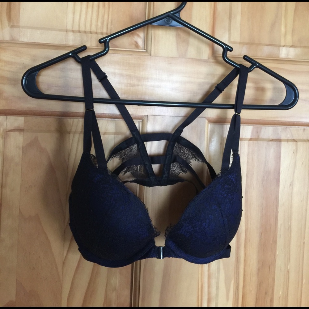 Size 34C Lacey Victoria's Secret Push Up Bra