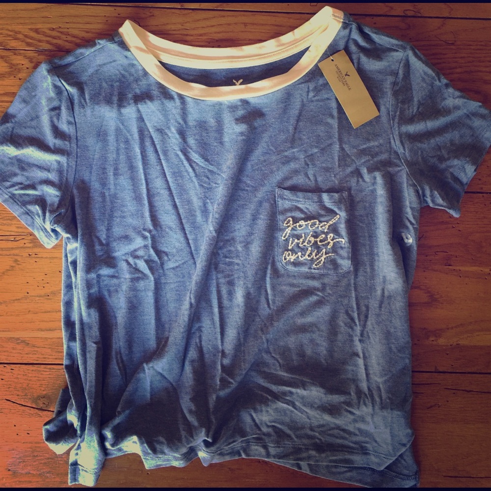 American Eagle Crop Top 🎨