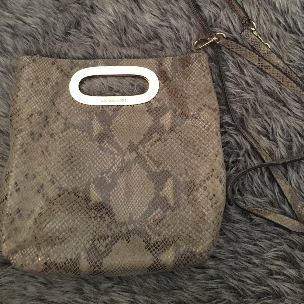 Michael kors cross bag