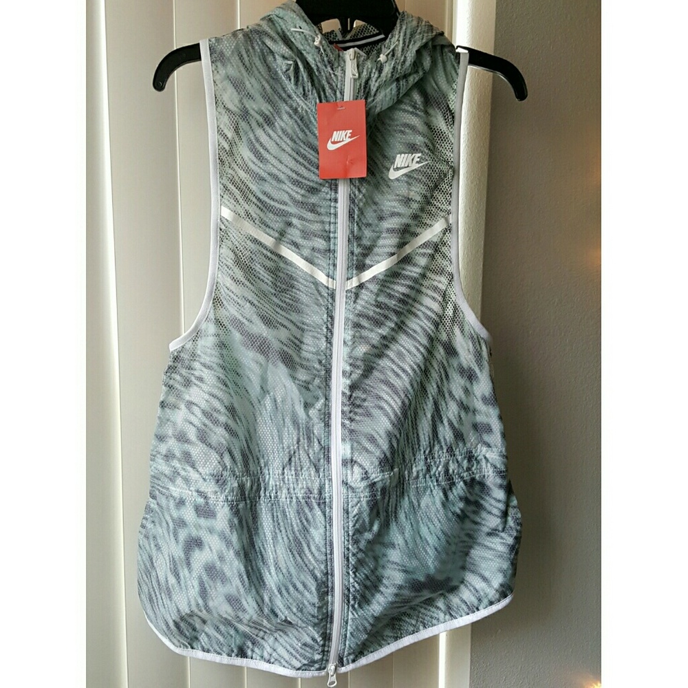 Nike Hyperfuse Jacket - image 1