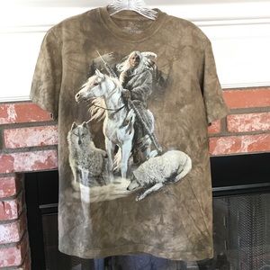 The Mountain t-shirt Indian horse wolf shirt small