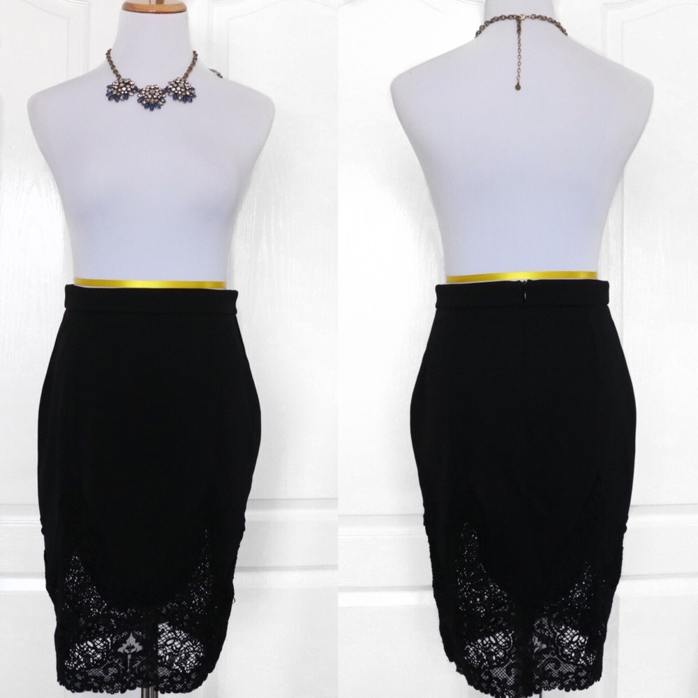 💖Forever 21 Black embroidered skirt
