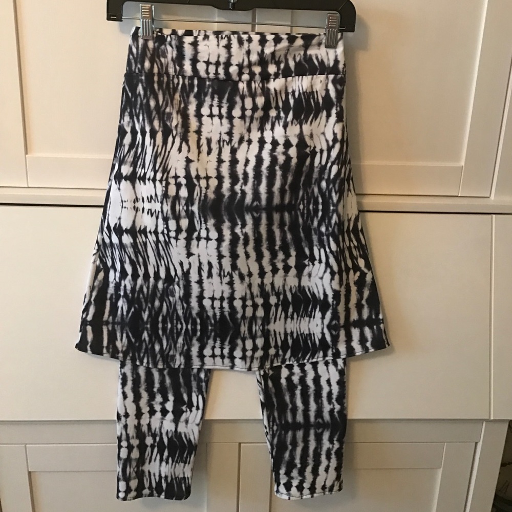 Fitness Skirt with Capri Leggings