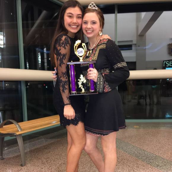 Meet your Posher, Ava - Picture 1 of 1