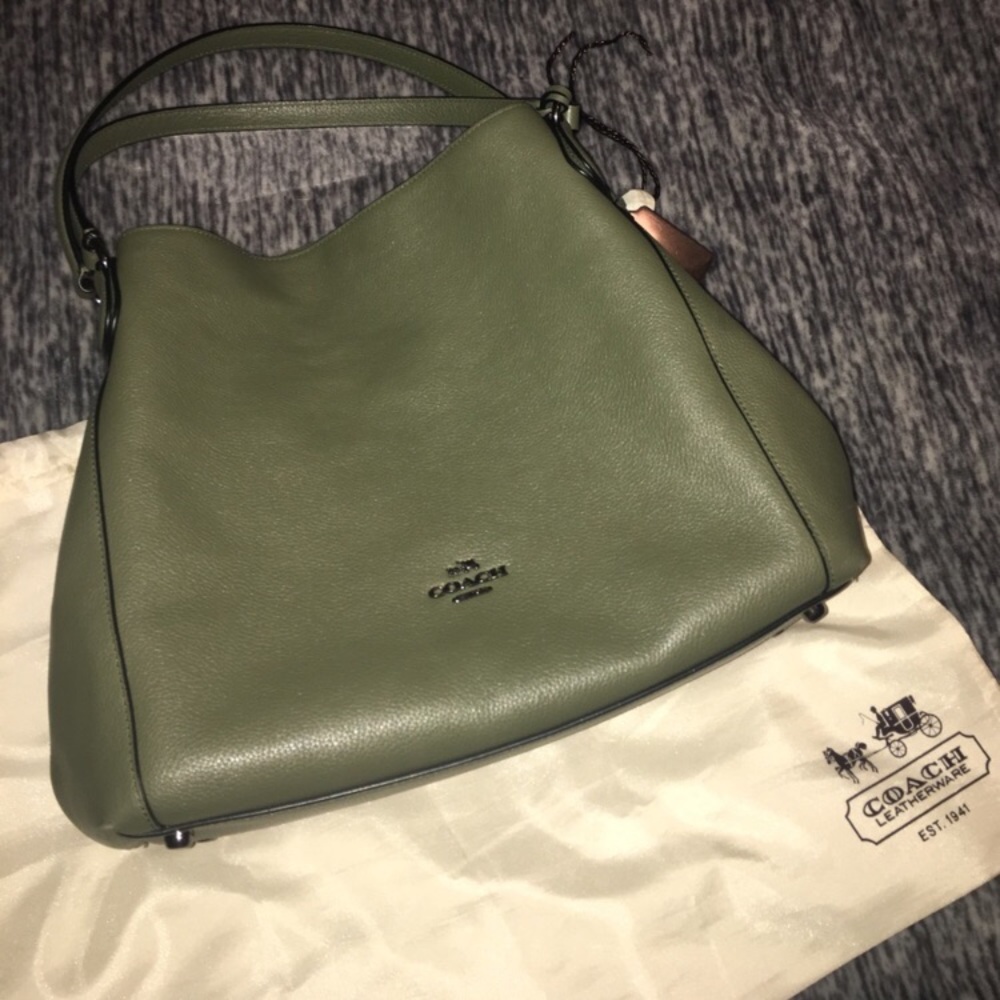 😍💚AUTHENTIC Coach Purse!