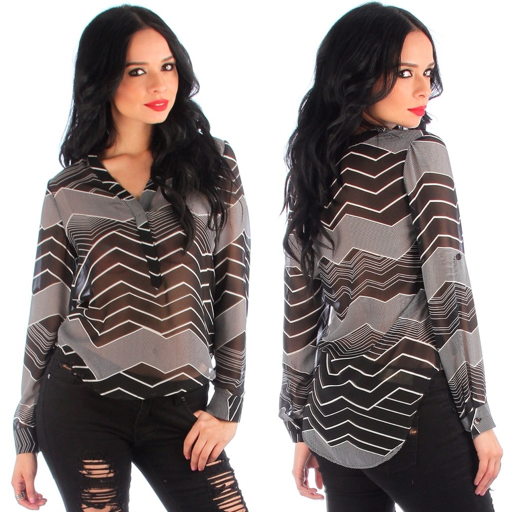 🌟SALE🌟 Black Chevron Hi Low Long Sleeve Blouse
