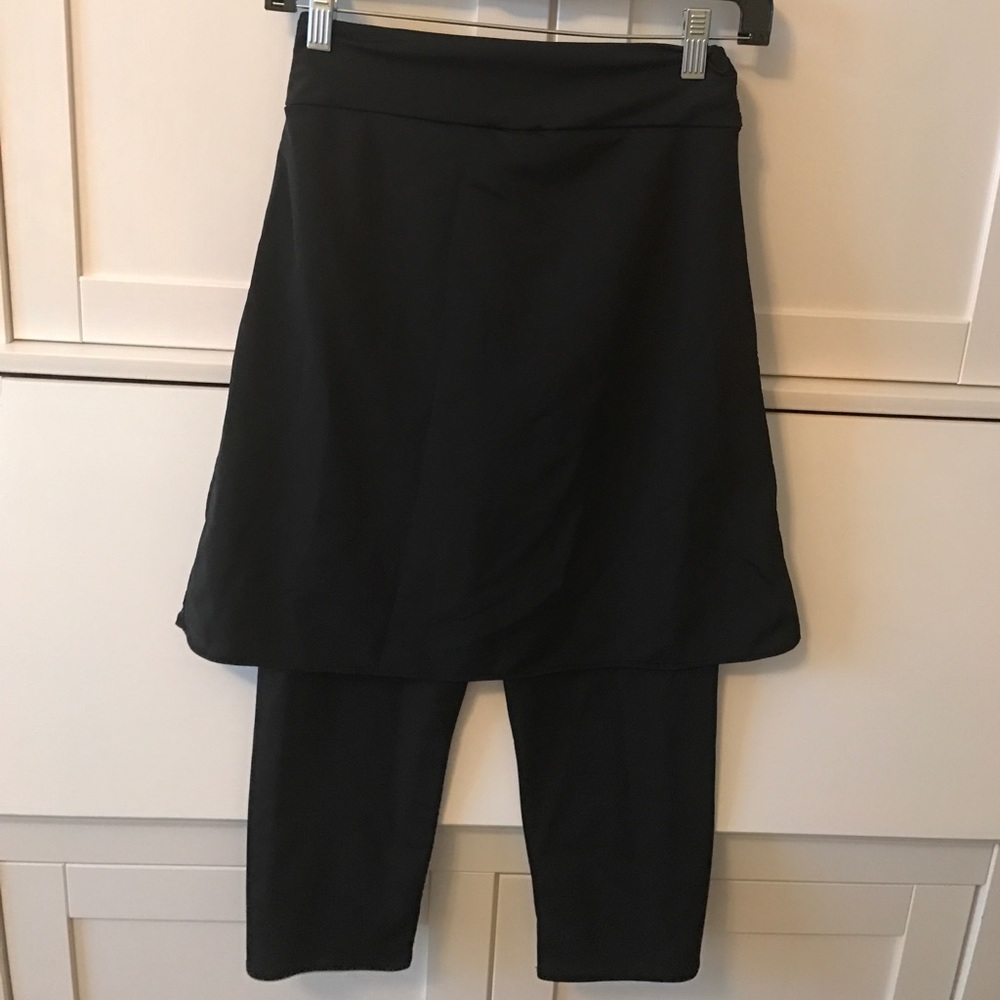 Fitness Skirt with  Capri Leggings