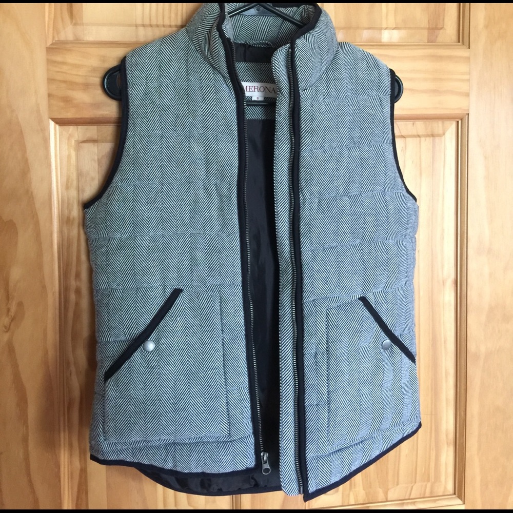 Size Small Merona Vest ❤️
