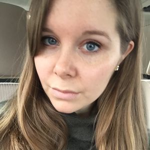 Meet your Posher, Claire