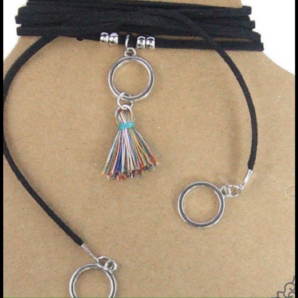 🌸CORDED NECKLACE