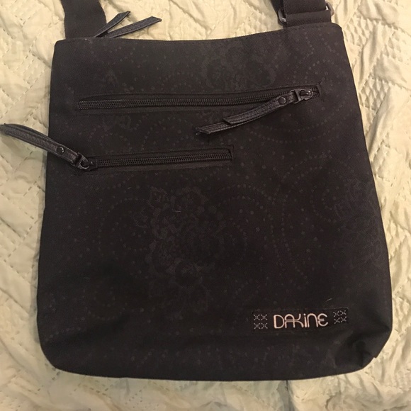 Dakine purse - Picture 3 of 4