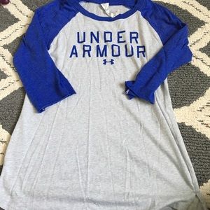 Size small UA top