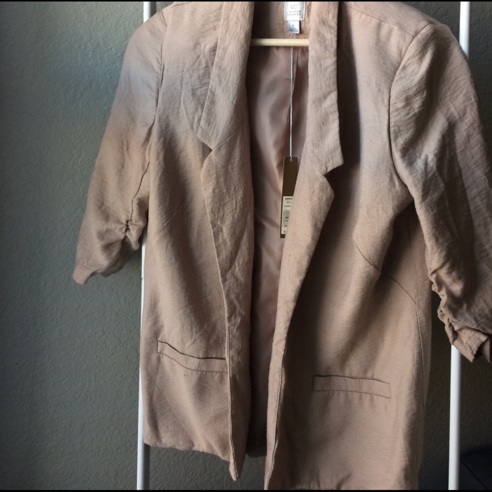 NWT Pastel pink blazer LC