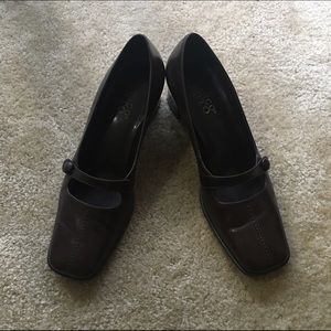 Franco Sarto Dark Brown Heels Sz 10