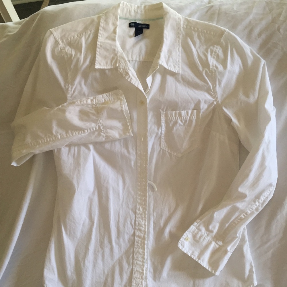 GAP Boyfriend Button Down