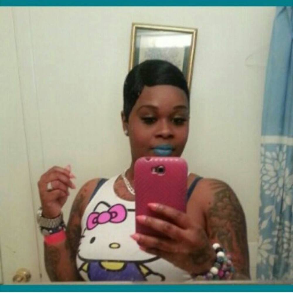 Meet your Posher, Tamena