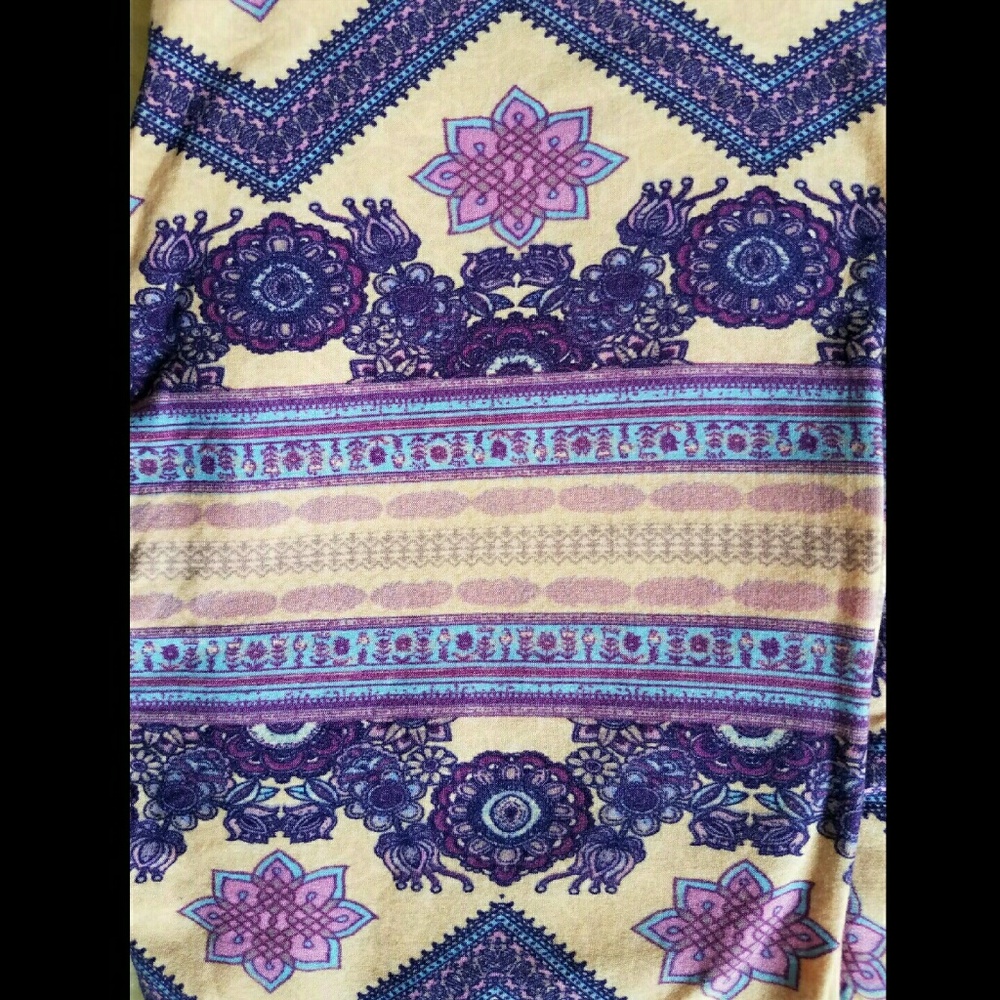 RaRE!!! NEW LuLaRoe leggings purple cream Aztec OS