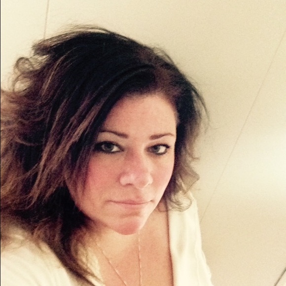 Meet your Posher, Kelly - Picture 1 of 1