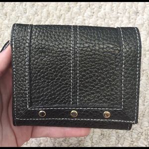 WALLET FREE WITH BUNDLE!!!!!