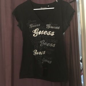 Guess T-shirt