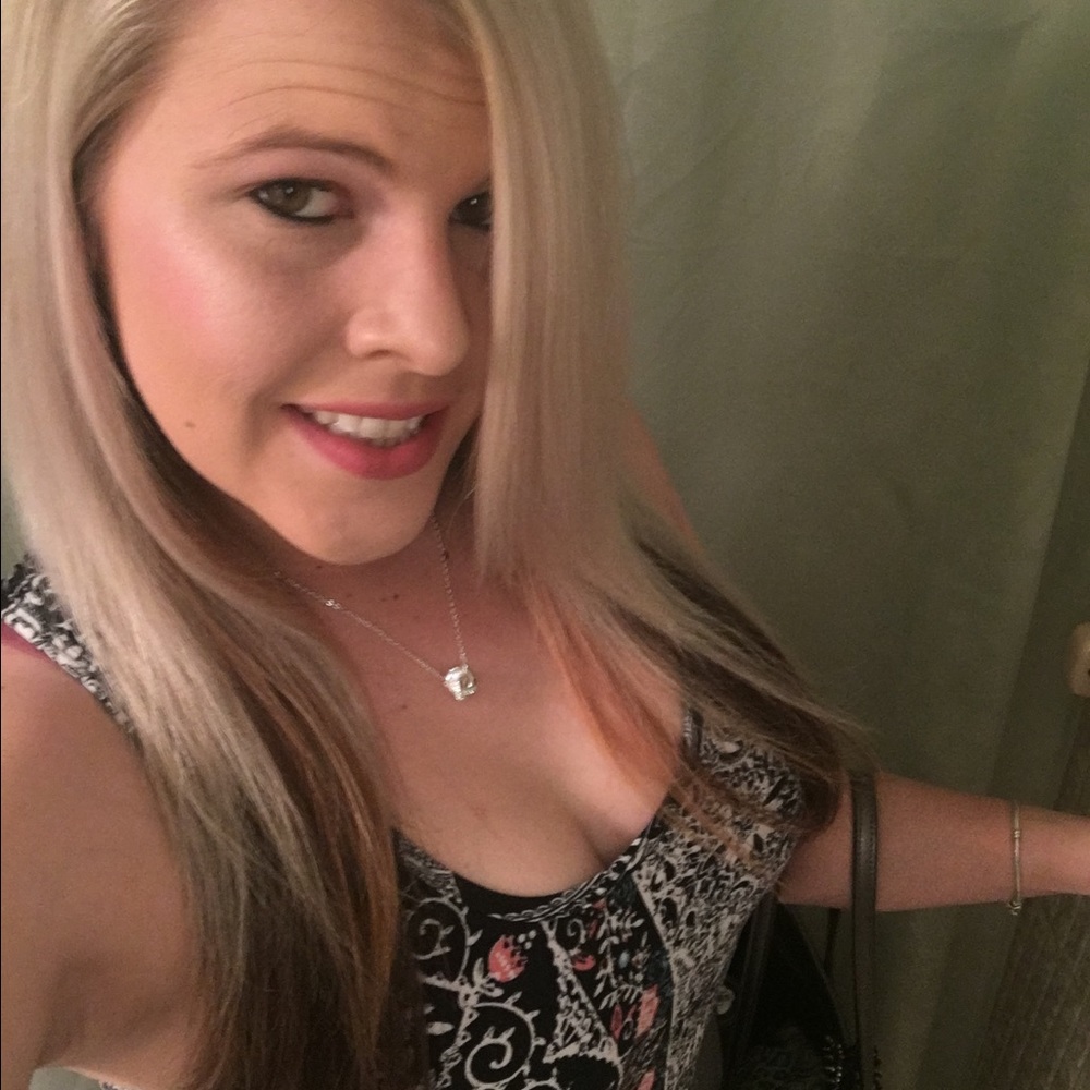 Meet your Posher, Kristina