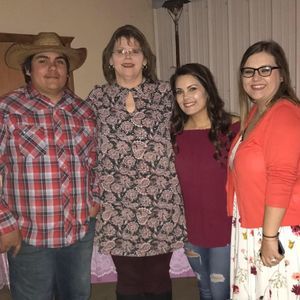 Meet your Posher, Kimberly