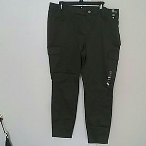 COMFORTABLE WOMEN'S CARGO PANTS