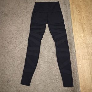 Lulu lemon NEVER WORN BRAND NEW