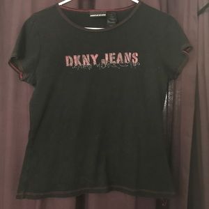 DKNY TSHIRT