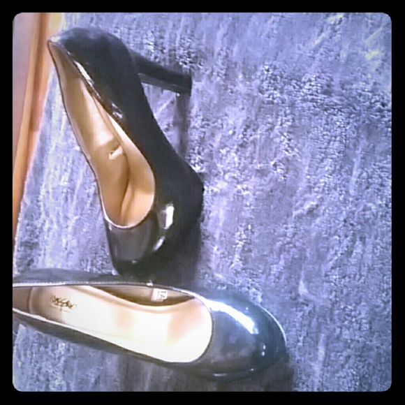 Massimo  Heels - Picture 1 of 2