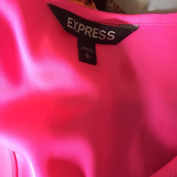 Express Pink Top - Picture 3 of 3