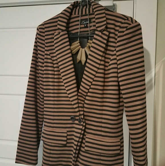 Black and brown blazer - Picture 1 of 2