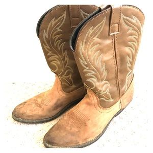 Laredo Cowgirl boots