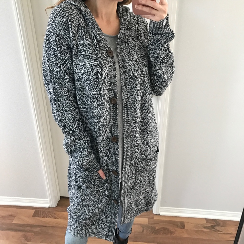 SOLD OUT - Picture 4 of 4