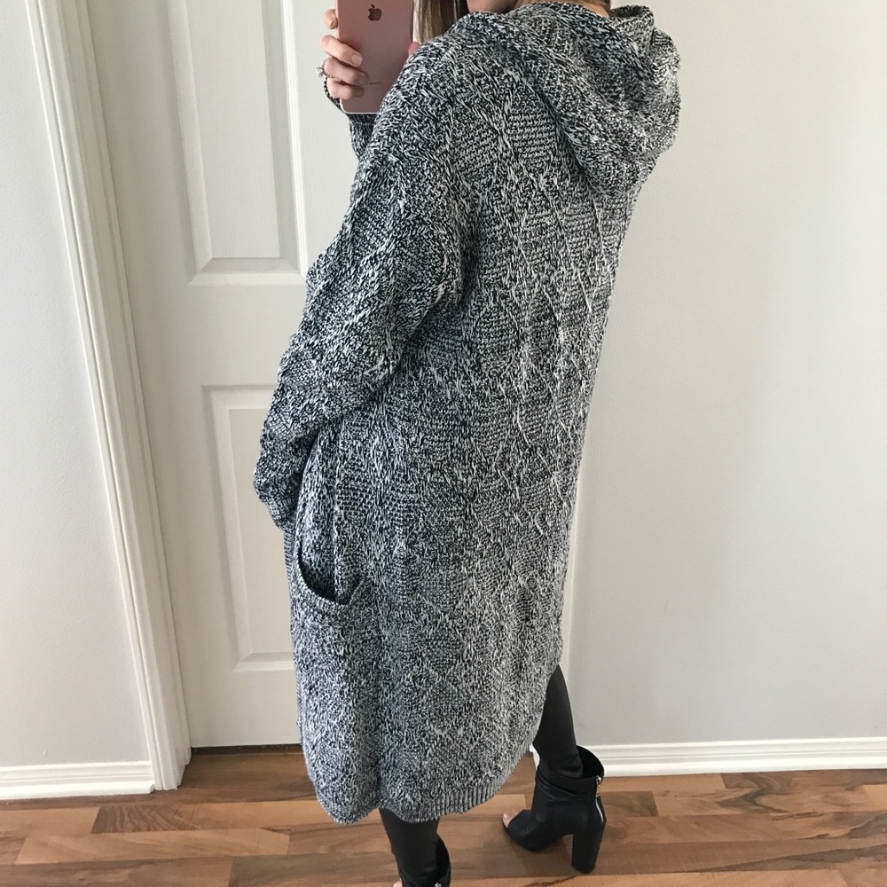 SOLD OUT - Picture 3 of 4