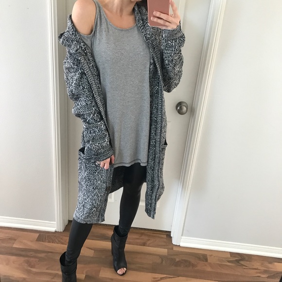 SOLD OUT - Picture 2 of 4