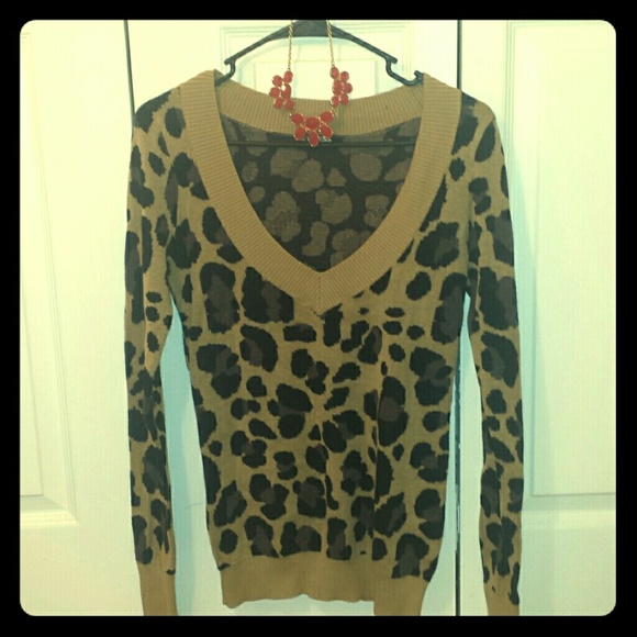 Leopard print Sweater - Picture 2 of 4