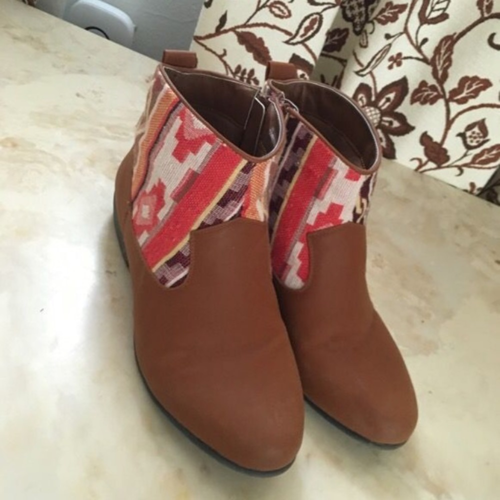 Booties. - Picture 2 of 2