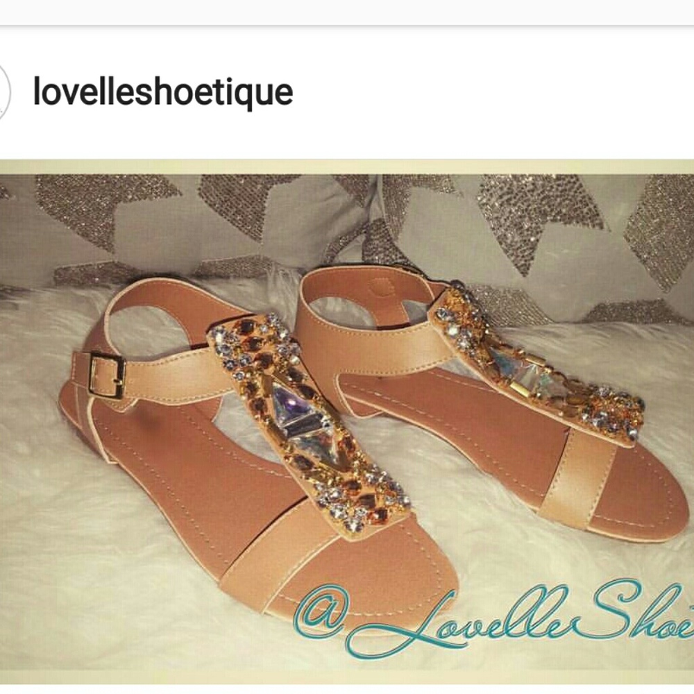 Sandals - Picture 2 of 2